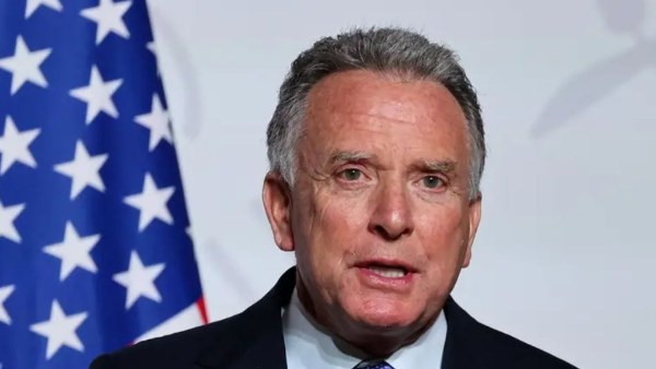 ويتكوف وكوشنر في طريقهما إلى إسرائيل لبحث دخول المساعدات لغزة