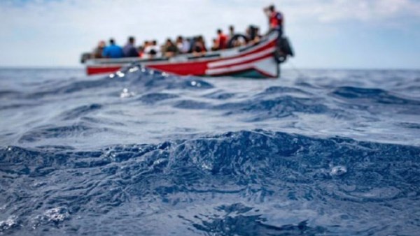 مركب مهاجرين 