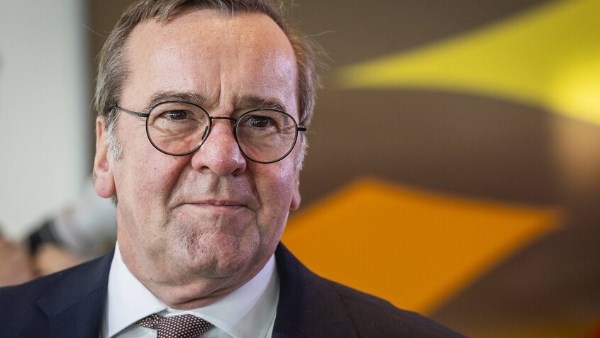 وزير الدفاع الألماني 