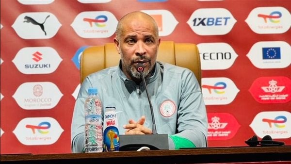 مدرب نيجيريا: منتخبا الجزائر والمغرب مدرستان مختلفتان .. ونعمل على الفوز