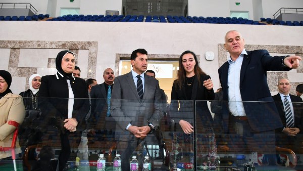 وزير الشباب والرياضة