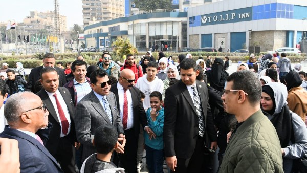 وزير الشباب والرياضة