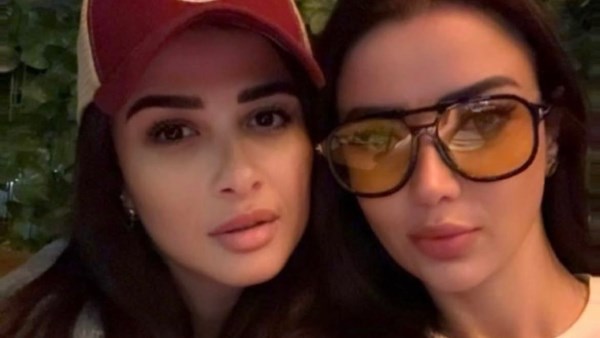 ياسمين عبد العزيز ورضوى الشربيني 