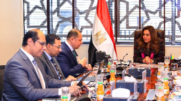 وزيرة البيئة 