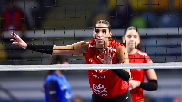 لاعبات طائرة الاهلي بعد الريمونتادا أمام الزمالك: هدفنا تحقيق الخماسية لاعبات طائرة الاهلي بعد الريمونتادا أمام الزمالك: هدفنا تحقيق الخماسية