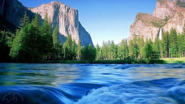 نهر رأه النبي في رحلة الإسراء والمعراج حافتاه من لؤلؤ