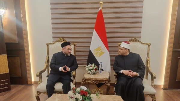 مفتي أوزبكستان يصل إلى القاهرة للمشاركة في المؤتمر الدولي السادس والثلاثين للمجلس الأعلى للشئون الإسلامية