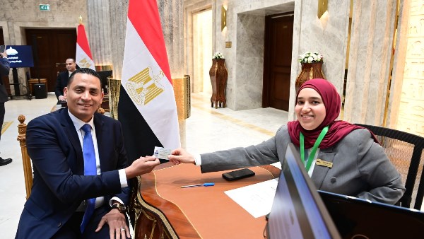 النائب أحمد الوليد 