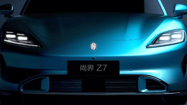 بورش تايكان 