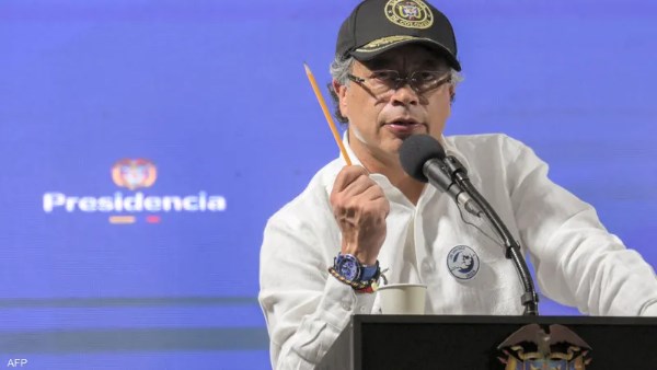  الرئيس الكولومبي