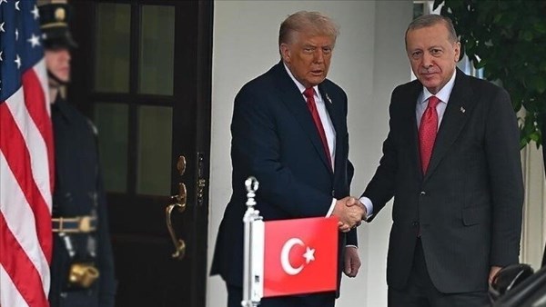 ترامب و أردوغان يبحثا العلاقات السياسية الثنائية بين البلدين 