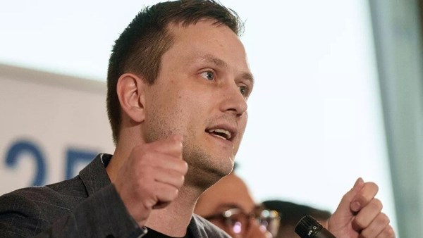 ينس فريدريك نيلسن- رئيس وزراء جرينلاند