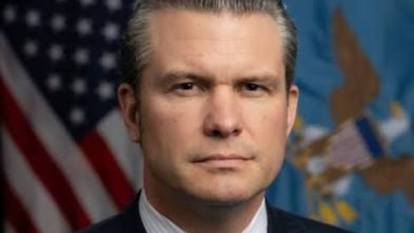 بيت هيغسيث- وزير الحرب الأمريكي 