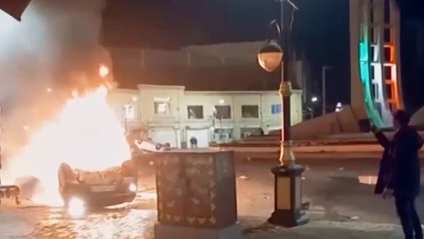 إيران.. اعتقال 100 شخص من بهارستان قادوا أعمال الشغب و استهدفوا المواطنين والأمن