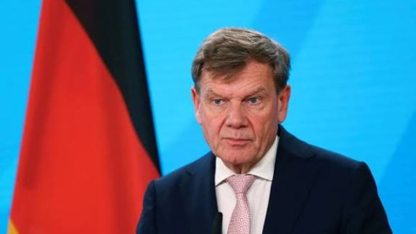 يوهان فاديفول- وزير الخارجية الألماني 