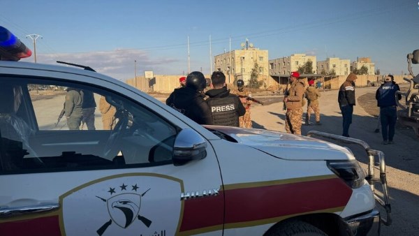 القوات السورية تكثف انتشارها الأمني في محيط سجن الأقطان 