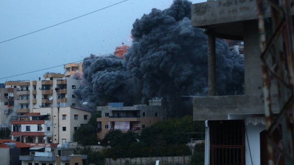 الغارات الإسرائيلية 