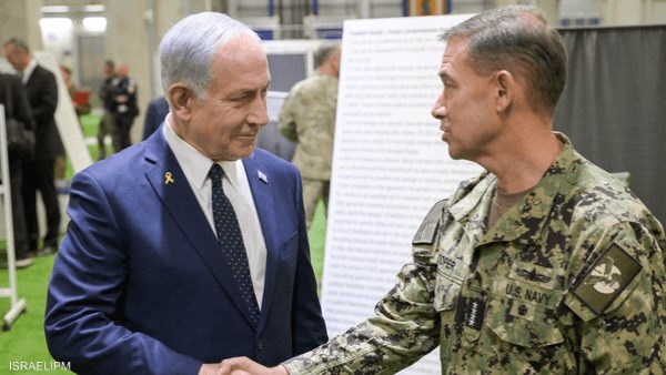قائد القيادة المركزية الأمريكية يصل إلى إسرائيل