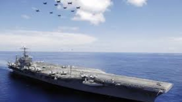 حاملة الطائرات الأمريكية لينكولن تقترب من الشرق الأوسط