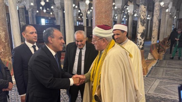 خلال اللقاء