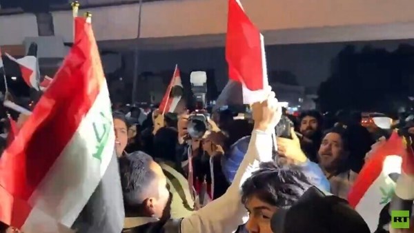  أنصار المالكي يتظاهرون لدعمه في تشكيل الحكومة العراقية الجديدة