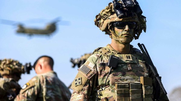 إسرائيل ترفع التأهب القصوى تحسباً لتدخل أمريكي محتمل في إيران