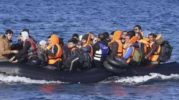 من الموت إلى النجاة.. القبطان المصري يحكي قصة شاب أفريقي في البحر