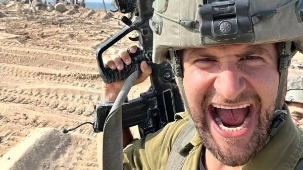  الممثل الإسرائيلي جاي هوخمان