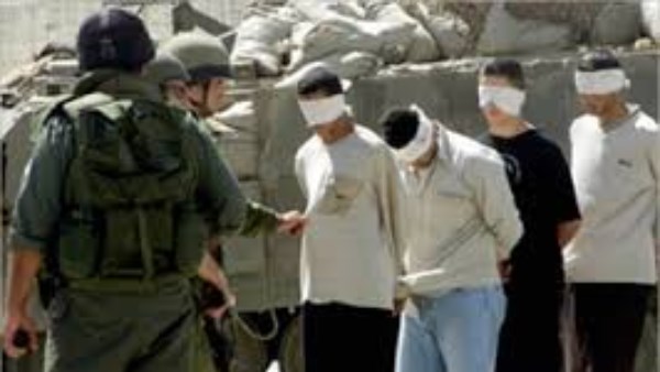 "الاحتلال الإسرائيلي" يعتقل ما لا يقل عن 27 فلسطينيا من مدن الضفة الغربية