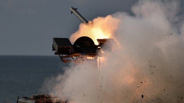 "الدفاع الروسية" : إسقاط 34 طائرة مسيرة أوكرانية