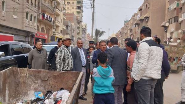 محافظ الدقهلية يوجه بتكثيف أعمال منظومة النظافة بمدينة دكرنس