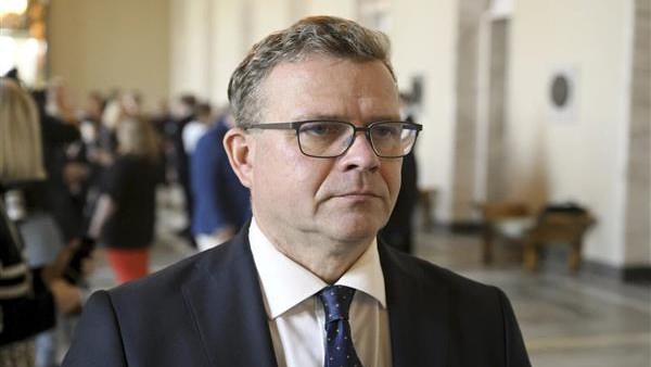 رئيس الوزراء الفنلندي يصل الصين في زيارة رسمية لتعزيز العلاقات الثنائية