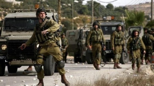 إصابة عدد من الفلسطينيين بالاختناق خلال اقتحام الاحتلال جنوب الخليل