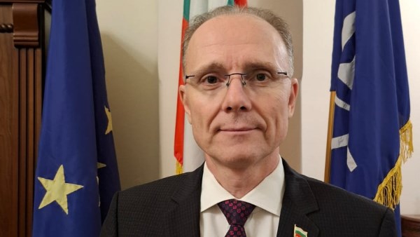 سفير بلغاريا بالقاهرة 