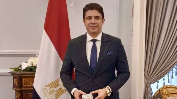 النائب أحمد السيد الأشموني