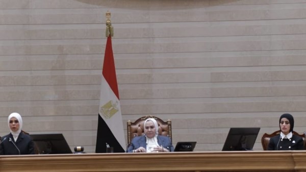 عضو الشيوخ: مشهد تاريخي لقيادة 3 سيدات الجلسة الافتتاحية للبرلمان