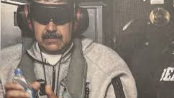 رويترز: طائرة تقل مادورو تصل إلى نيويورك | شاهد رويترز: طائرة تقل مادورو تصل إلى نيويورك | شاهد