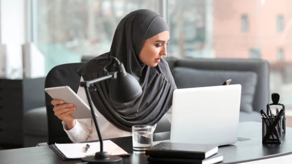  قانون العمل الجديد.. نقلة نوعية في حماية حقوق المرأة العاملة