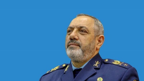 وزير الدفاع الإيراني، العميد الطيار أمير نصير زاده