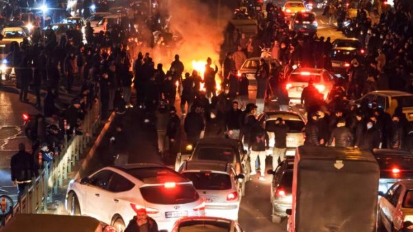 احتجاجات إيران