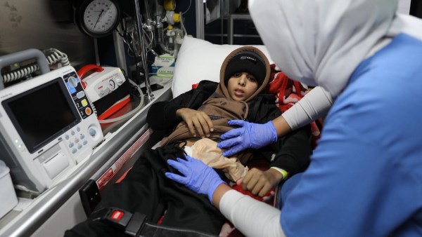 الأردن: إجلاء 24 طفلا مريضا من غزة للعلاج بمستشفيات المملكة الأردن: إجلاء 24 طفلا مريضا من غزة للعلاج بمستشفيات المملكة