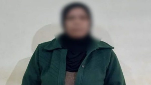 القبض على سيدة توجه الناخبين بالبحيرة