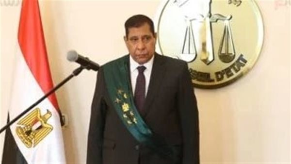 المستشار عادل عزب رئيس مجلس الدولة السابق 