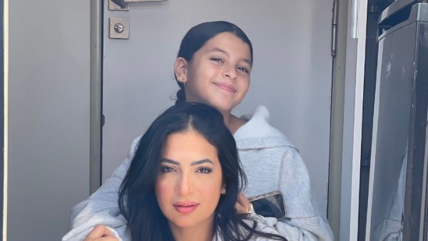 دنيا المصري و ابنها فريدة 