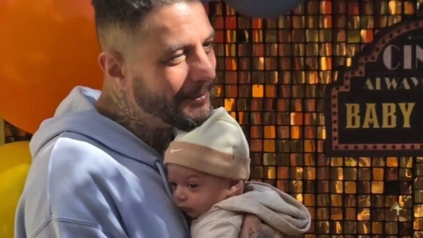 الفنان أحمد الفيشاوي 