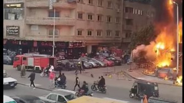  السيطرة على حريق عقار حدائق القبة 