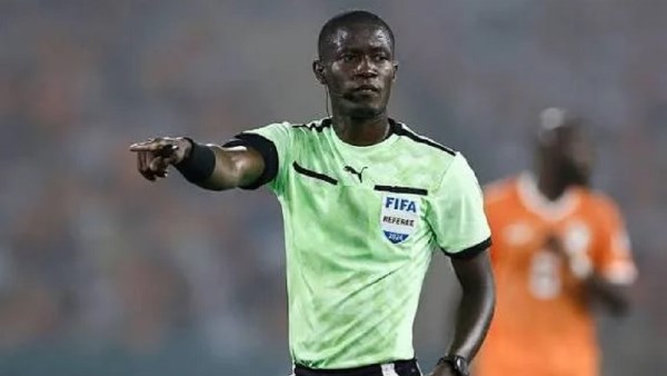 الحكم الغابوني إيتشو