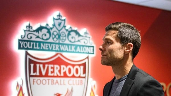 تقارير: ليفربول تواصل مع تشابي ألونسو لـتدريب الفريق