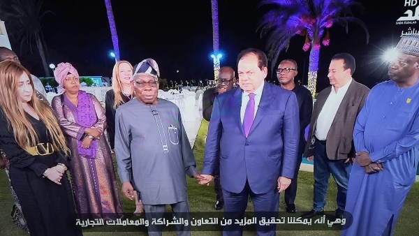 أبو العينين ورئيس نيجيريا السابق 