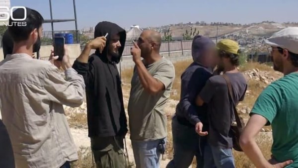 برنامج يفضح اعتداءات المستوطنين على الفلسطينيين بالضفة الغربية